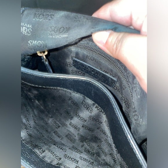 Michael Kors Aria Studded Medium Convertible Purse - Picture 12 of 13